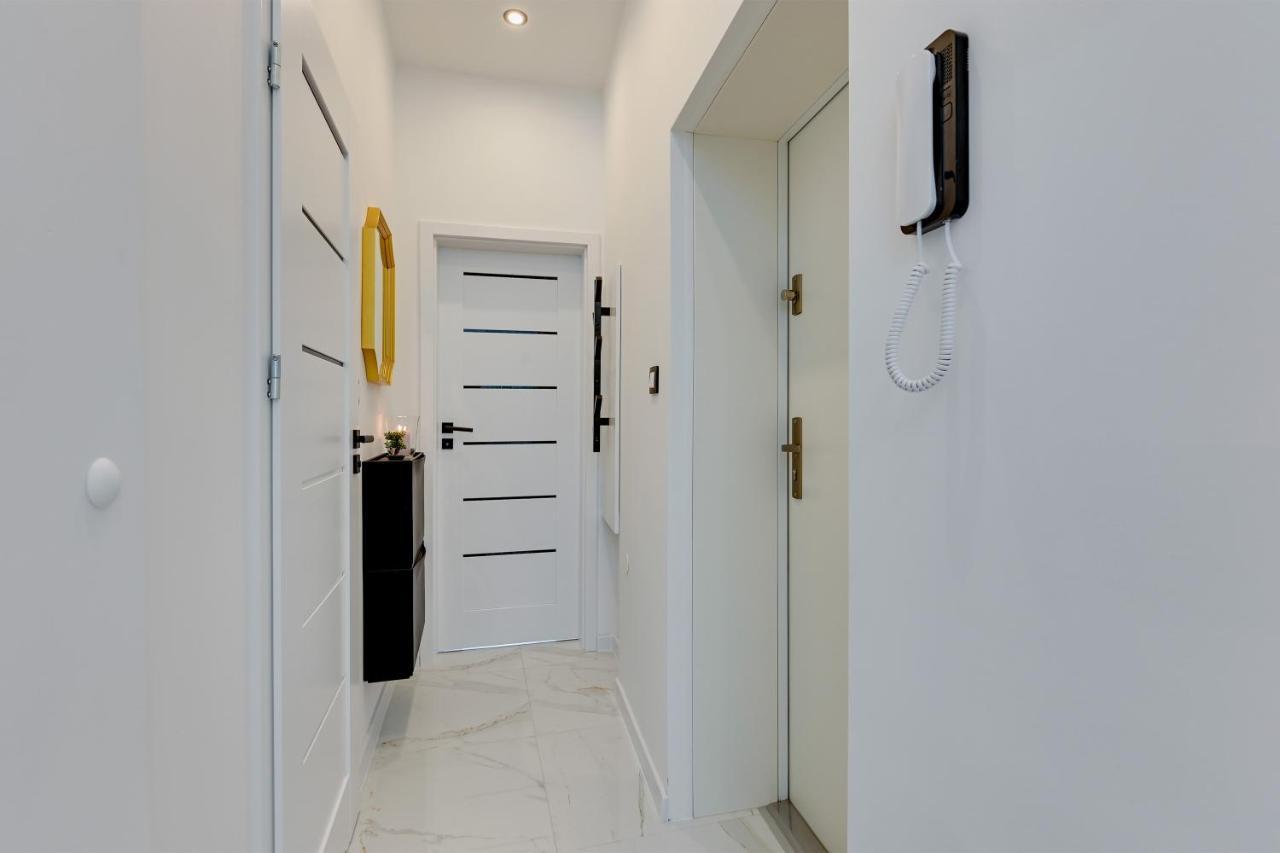 Ideal Apartments Przy Zurawiu Danzica Esterno foto